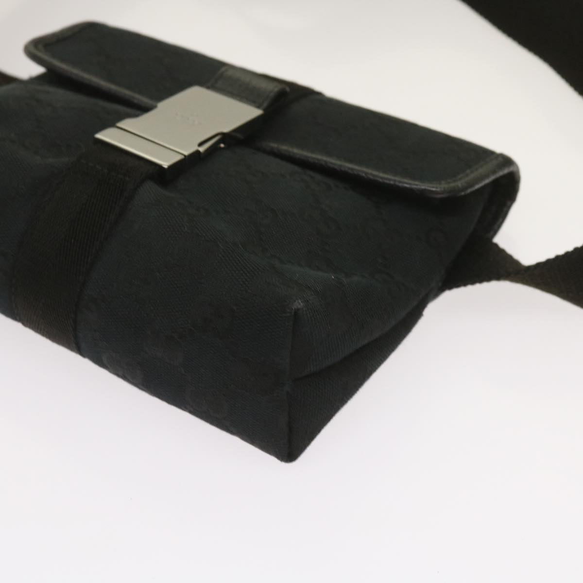 GUCCI GG Canvas Waist bag Black 131236 Auth am5634