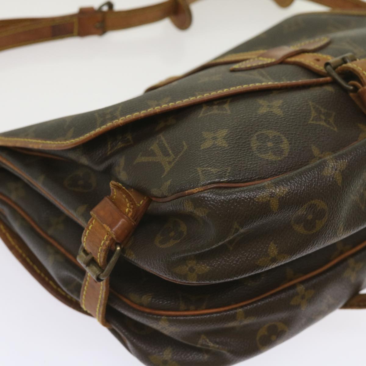 LOUIS VUITTON Monogram Saumur 30 Shoulder Bag M42256 LV Auth am5659