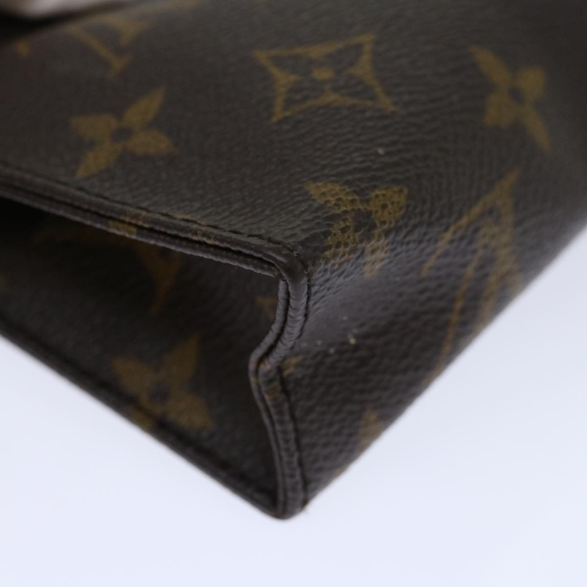 LOUIS VUITTON Monogram Poche Toilette 15 Pouch M47546 LV Auth am5786