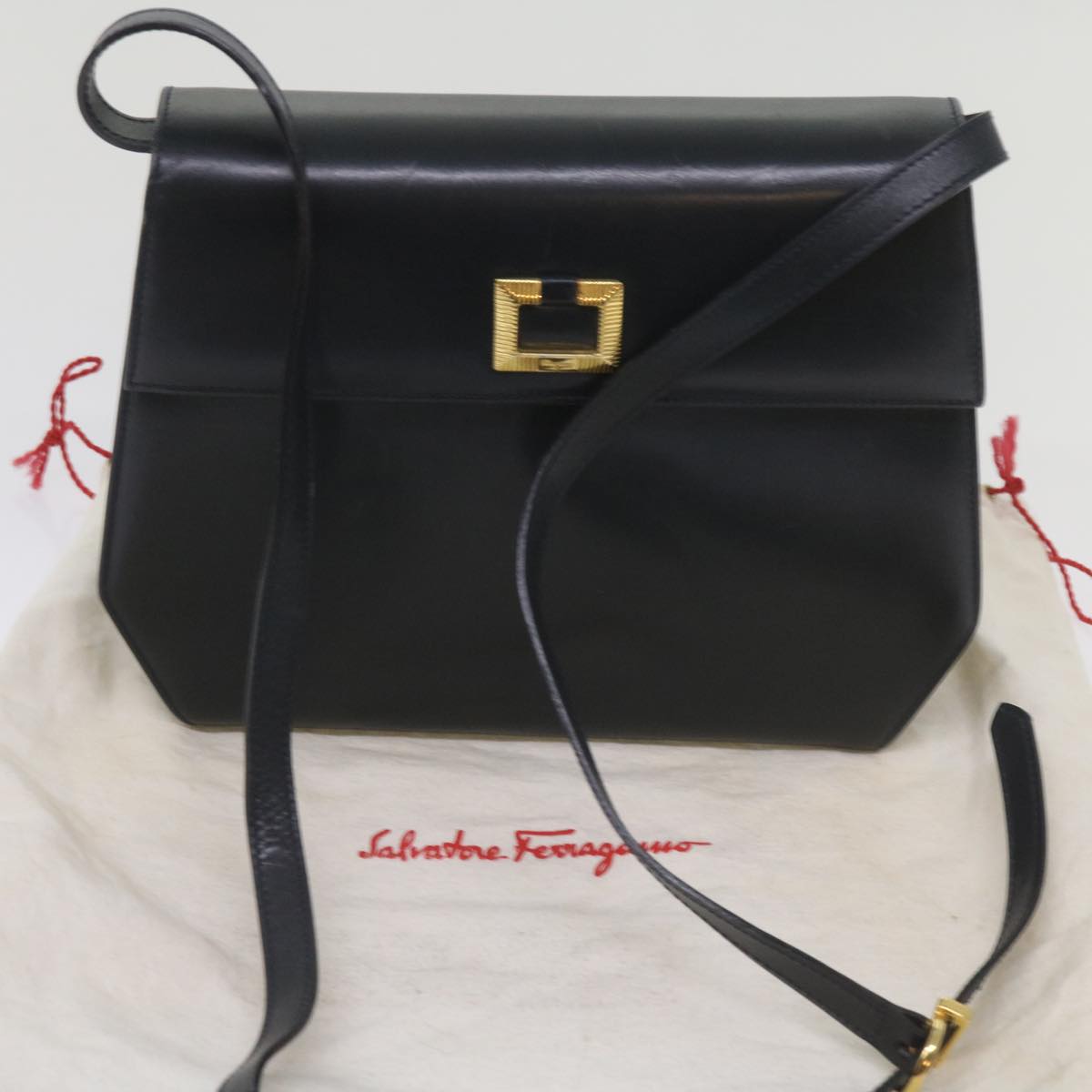 Salvatore Ferragamo Shoulder Bag Leather Navy Auth am5806