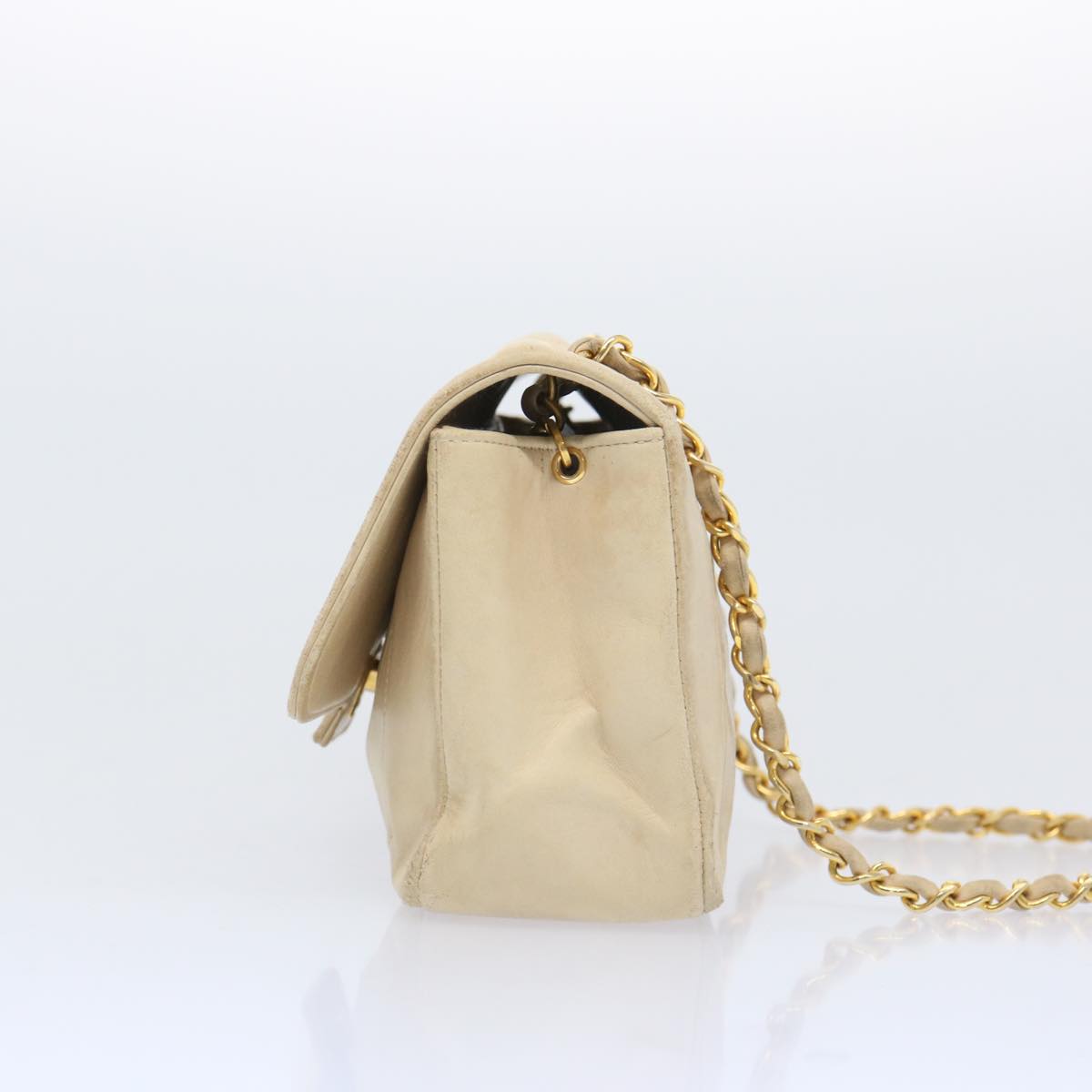 CHANEL Matelasse Chain Turn Lock Shoulder Bag Lamb Skin Beige CC Auth am5815