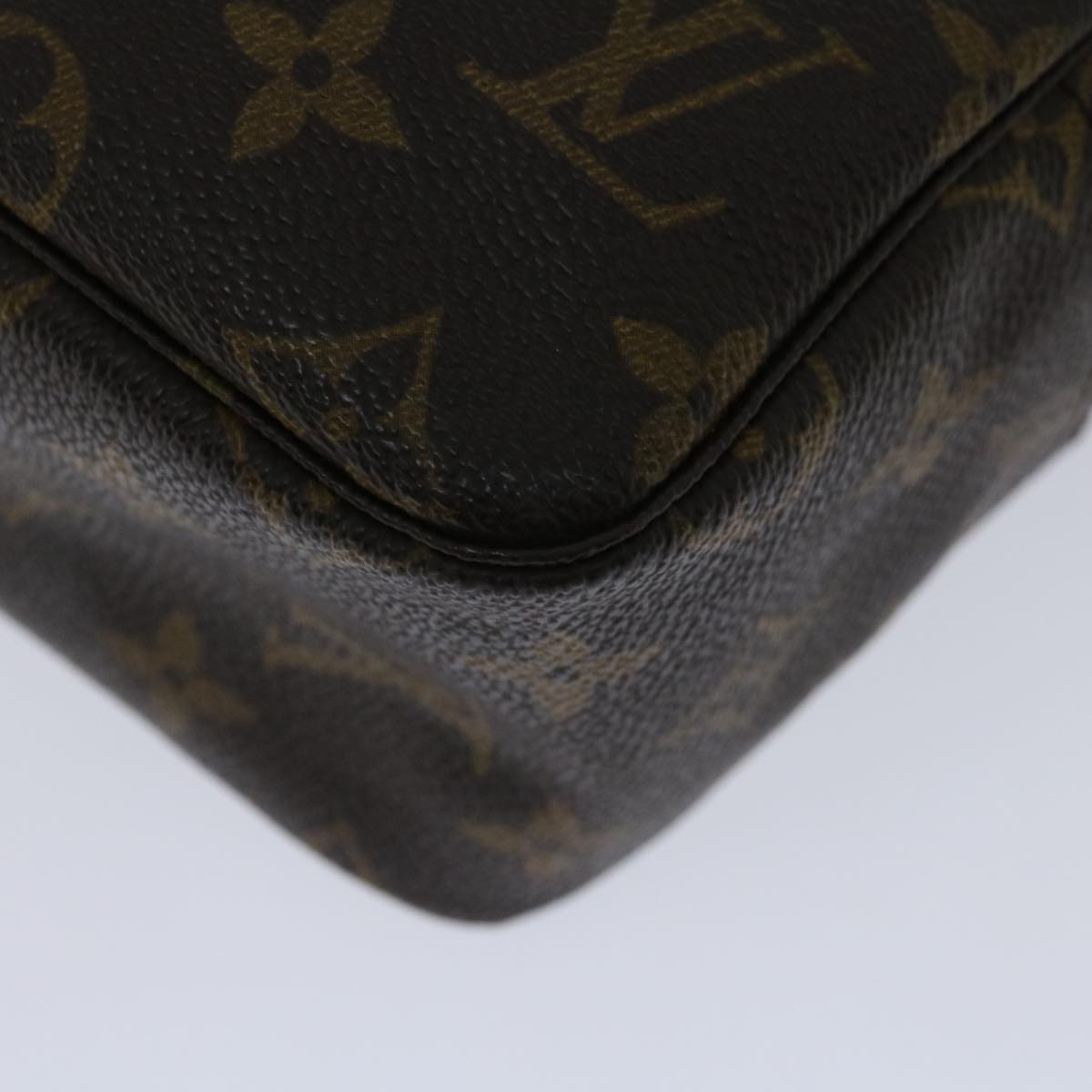 LOUIS VUITTON Monogram Trousse Toilette 28 Clutch Bag M47522 LV Auth am5900