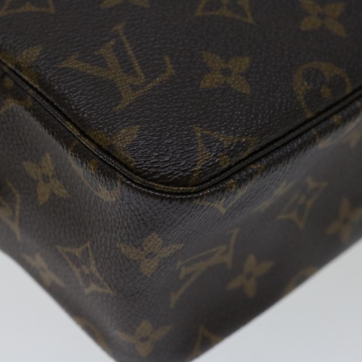 LOUIS VUITTON Monogram Trousse Toilette 28 Clutch Bag M47522 LV Auth am5937