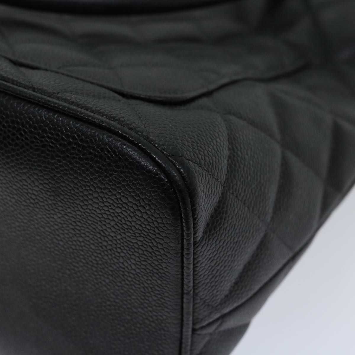 CHANEL Standard Tote Bag Caviar Skin Black CC Auth am5970A