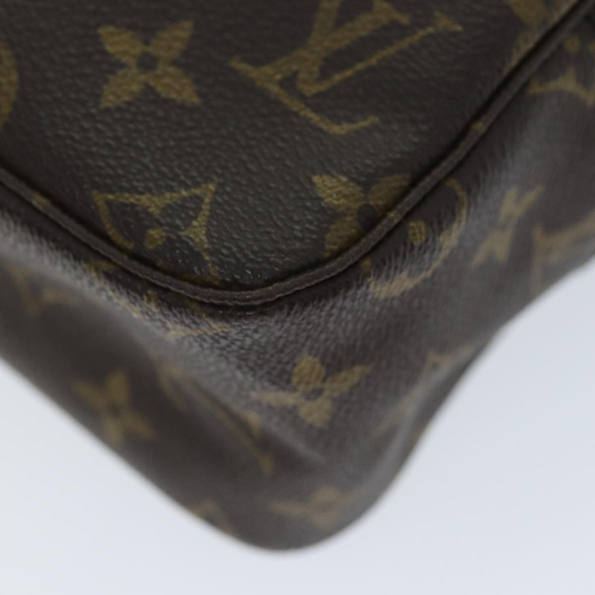 LOUIS VUITTON Monogram Trousse Toilette 28 Clutch Bag M47522 LV Auth am6088