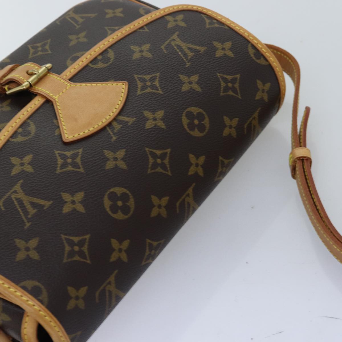 LOUIS VUITTON Monogram Sologne Shoulder Bag M42250 LV Auth am6125