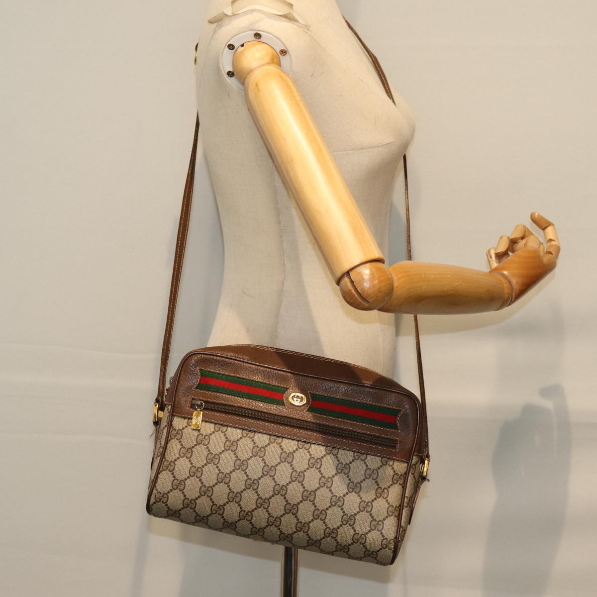 GUCCI GG Supreme Web Sherry Line Shoulder Bag PVC Beige 119 02 088 Auth am6135