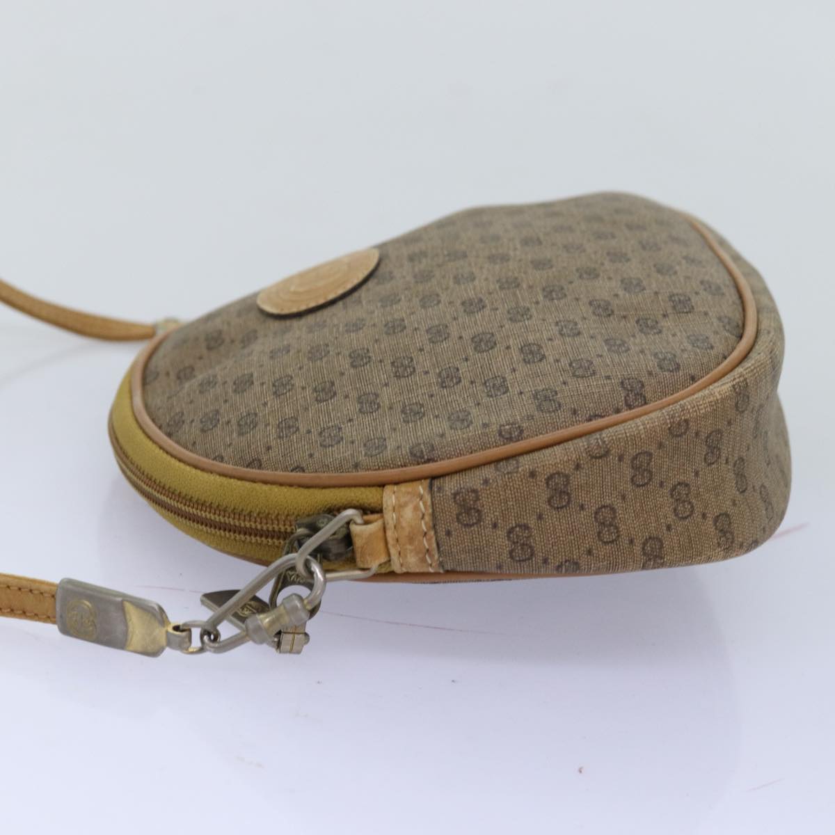 GUCCI Micro GG Supreme Shoulder Bag PVC Beige Auth am6185