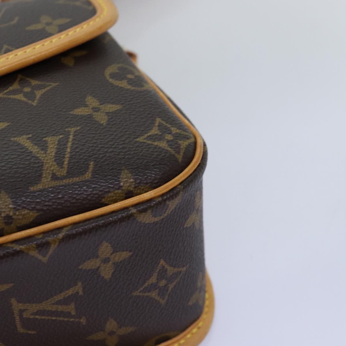 LOUIS VUITTON Monogram Sologne Shoulder Bag M42250 LV Auth am6211