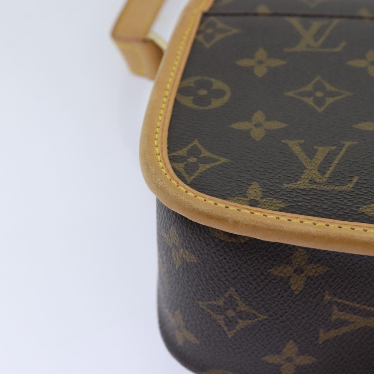 LOUIS VUITTON Monogram Sologne Shoulder Bag M42250 LV Auth am6211