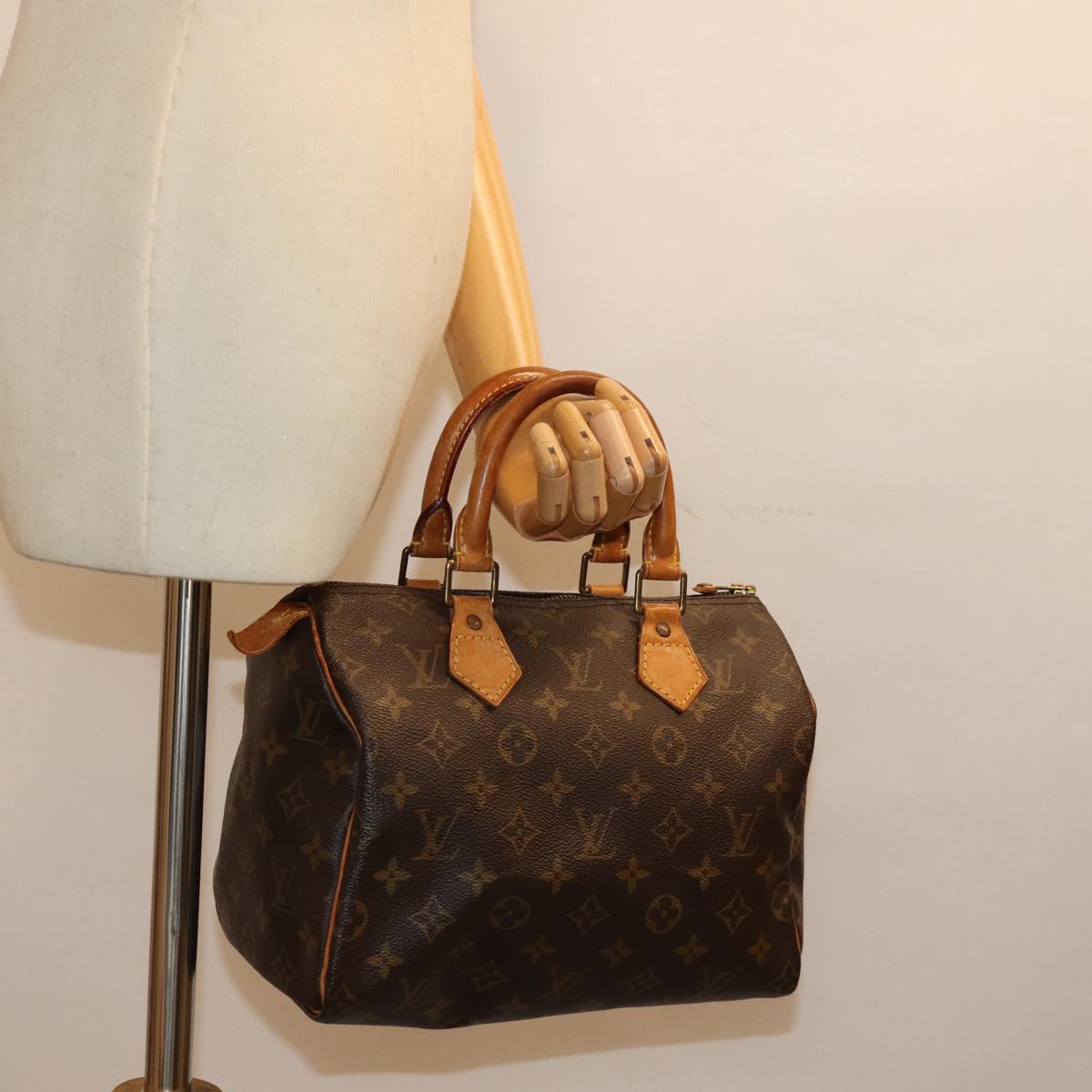 LOUIS VUITTON Monogram Speedy 25 Hand Bag M41528 LV Auth am6280