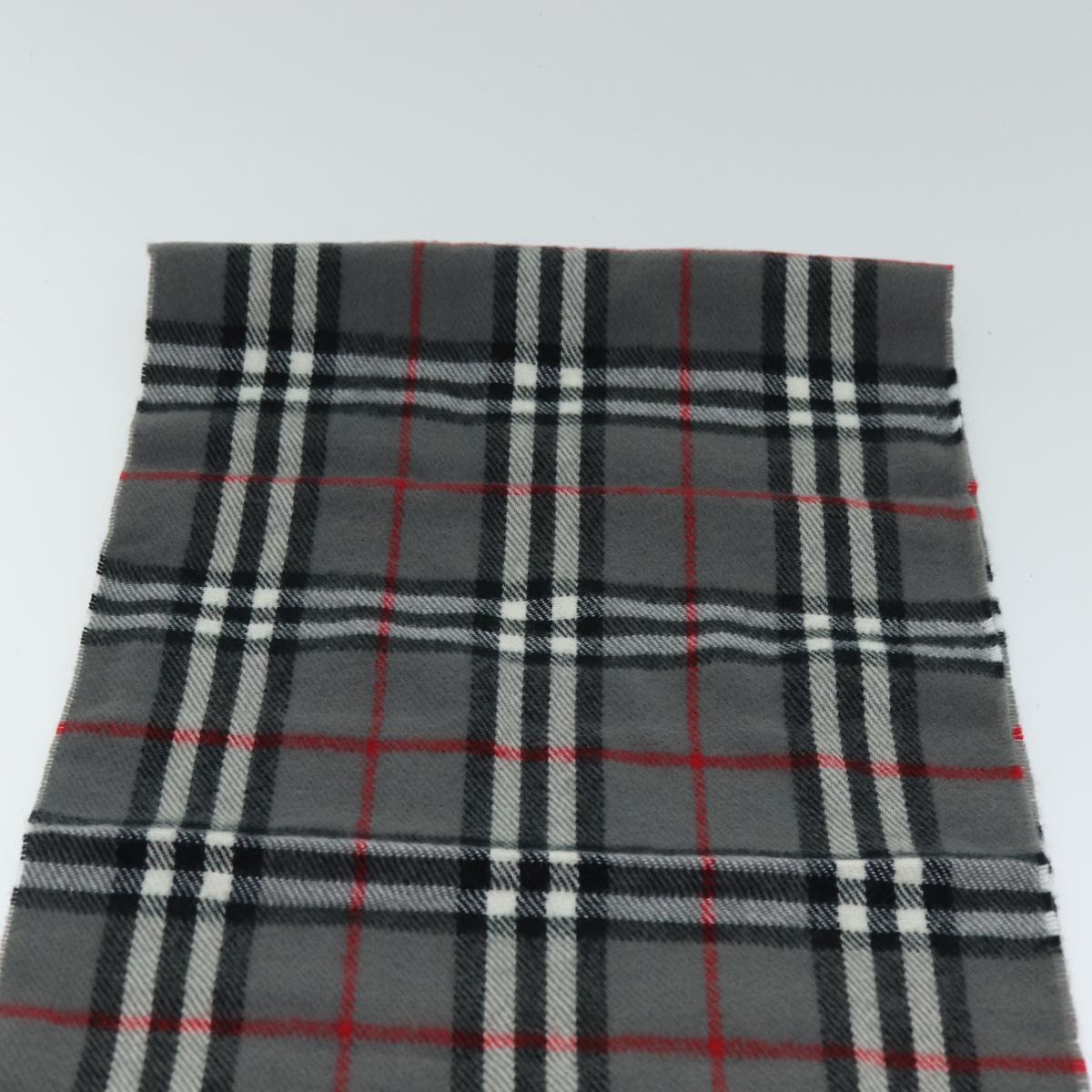 Burberrys Nova Check Scarf Wool Gray Auth am6330