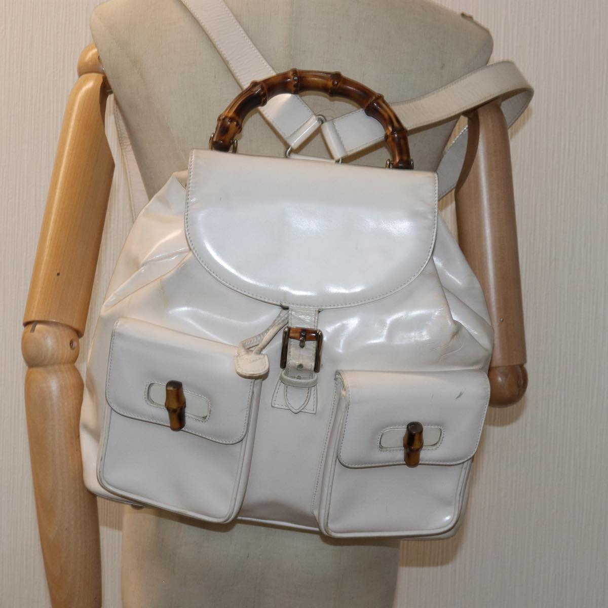 GUCCI Bamboo Hand Bag Patent leather White 003 2058 0016 5 Auth am6347