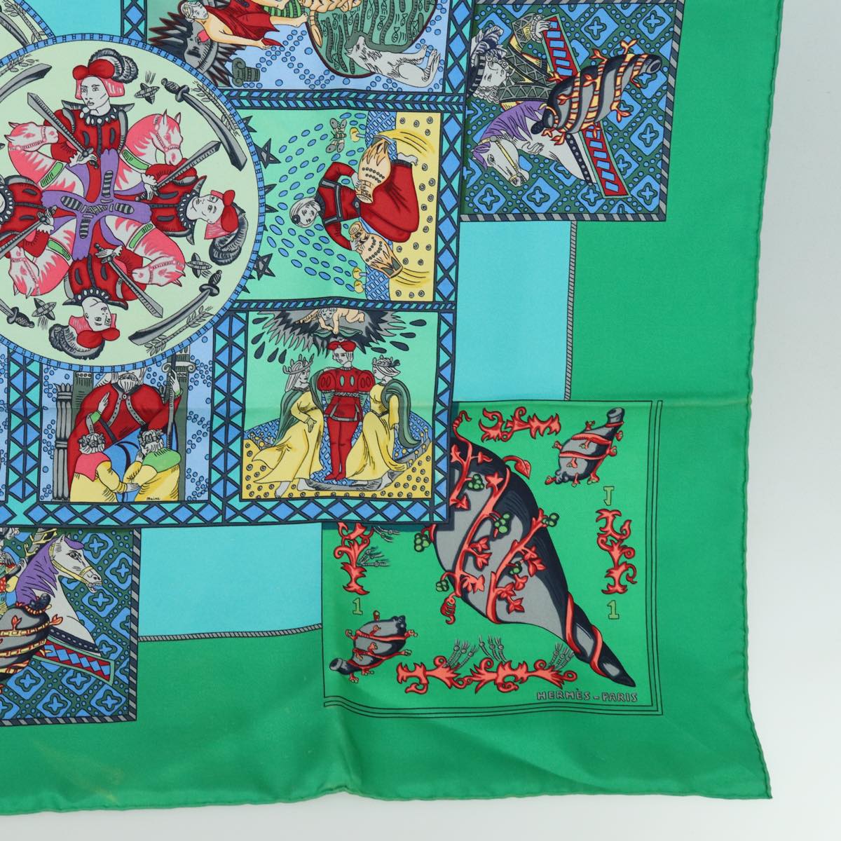 HERMES Carre 90 Scarf ""LE TAROT"" Silk Green Auth am6365