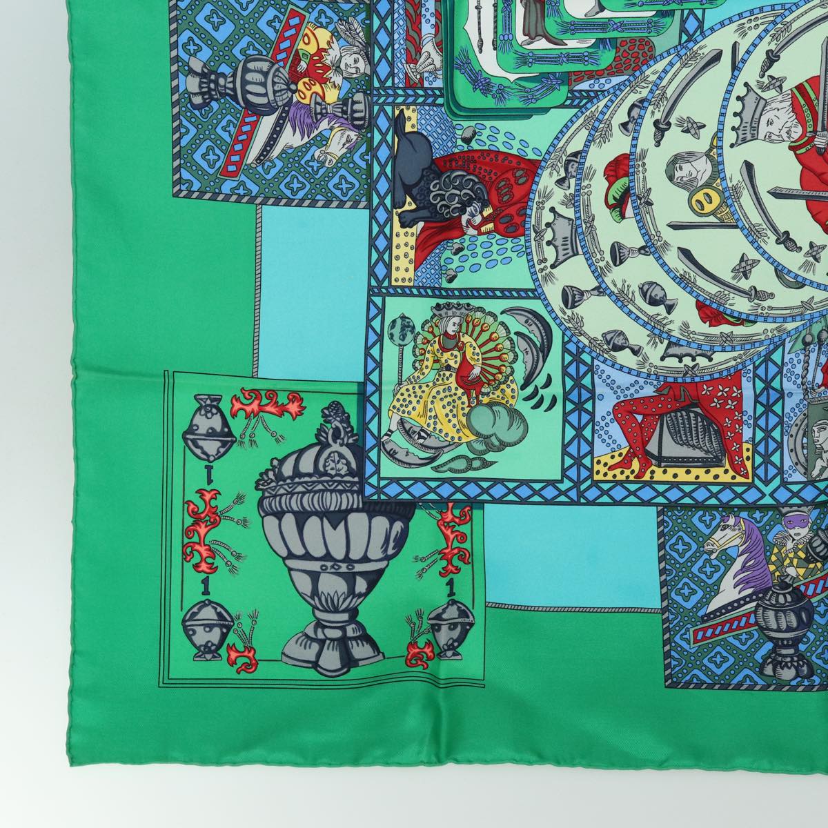 HERMES Carre 90 Scarf ""LE TAROT"" Silk Green Auth am6365