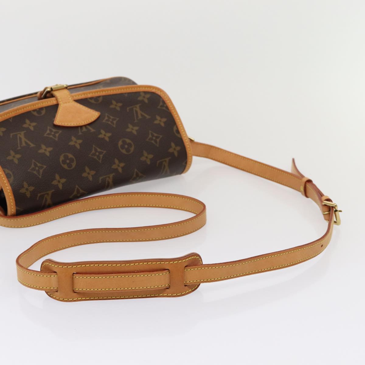 LOUIS VUITTON Monogram Sologne Shoulder Bag M42250 LV Auth am6425