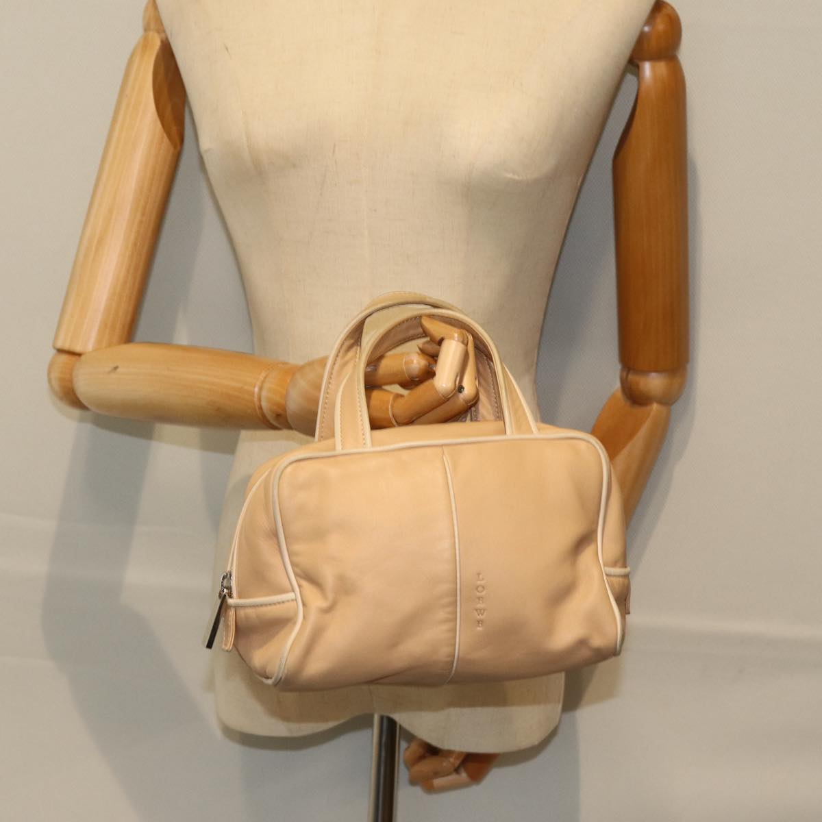 LOEWE Hand Bag Leather Beige Auth am6456