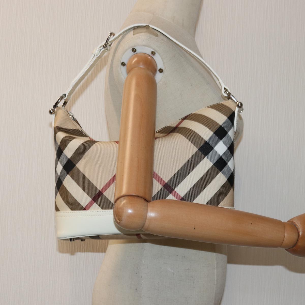 BURBERRY Nova Check Shoulder Bag PVC Leather Beige Auth am6477A