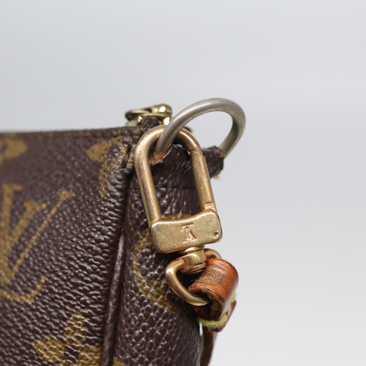 LOUIS VUITTON Monogram Pochette Accessoires Pouch M51980 LV Auth am6479