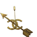 CHANEL arrow Brooch metal Gold CC Auth am6488-3