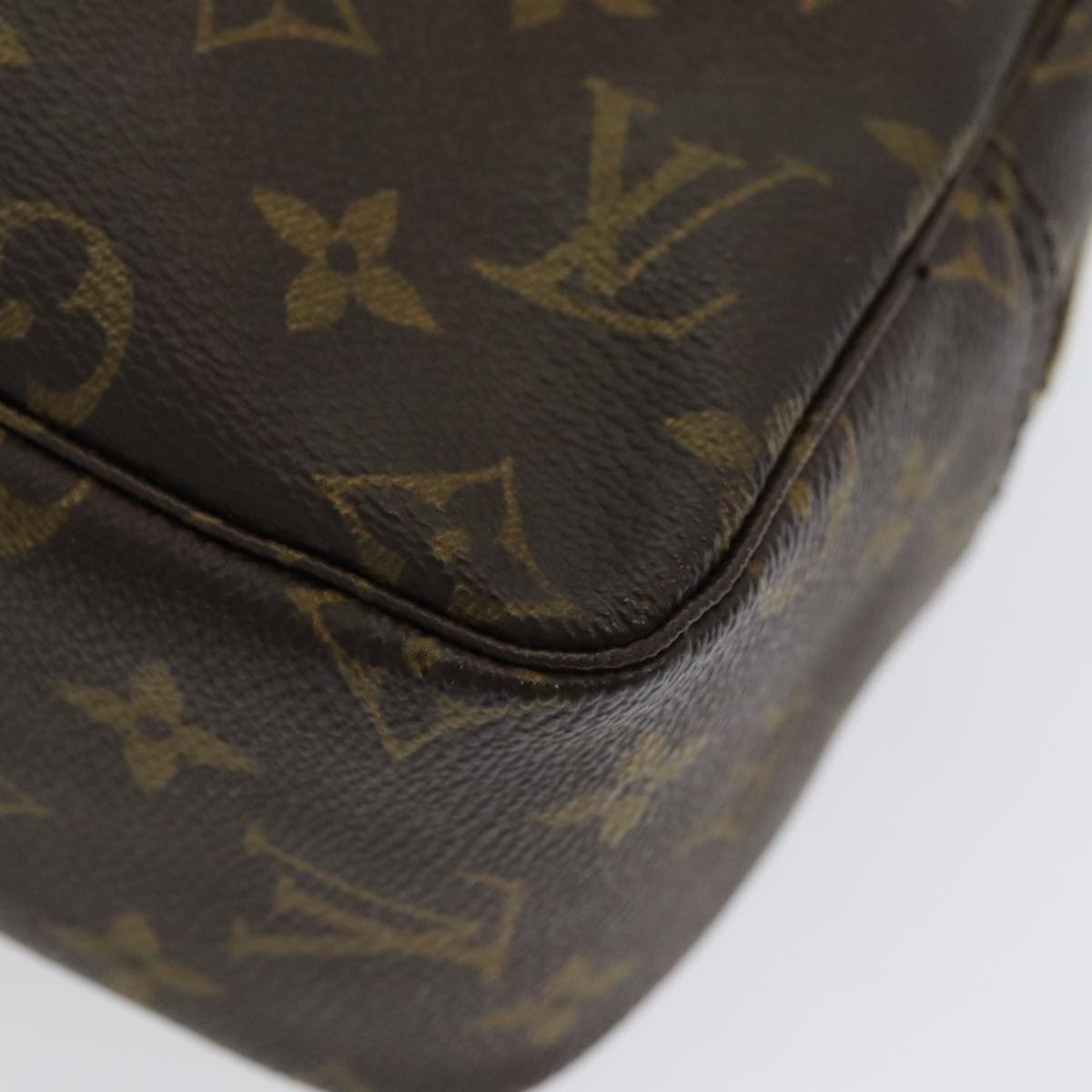 LOUIS VUITTON Monogram Trousse Toilette 28 Clutch Bag M47522 LV Auth am6519