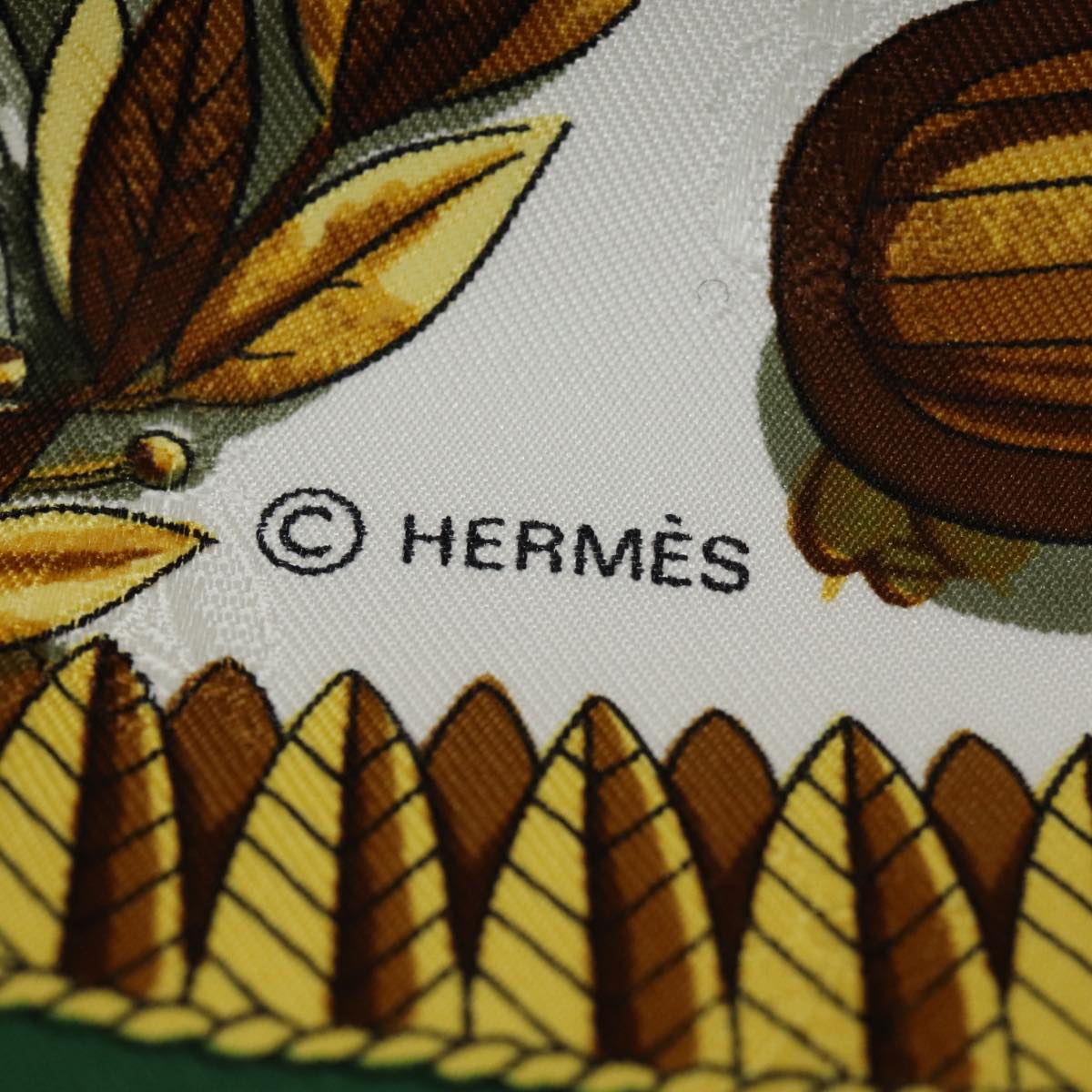 HERMES Carre 90 Scarf ""NAPOLEON"" Silk Green Auth am6606