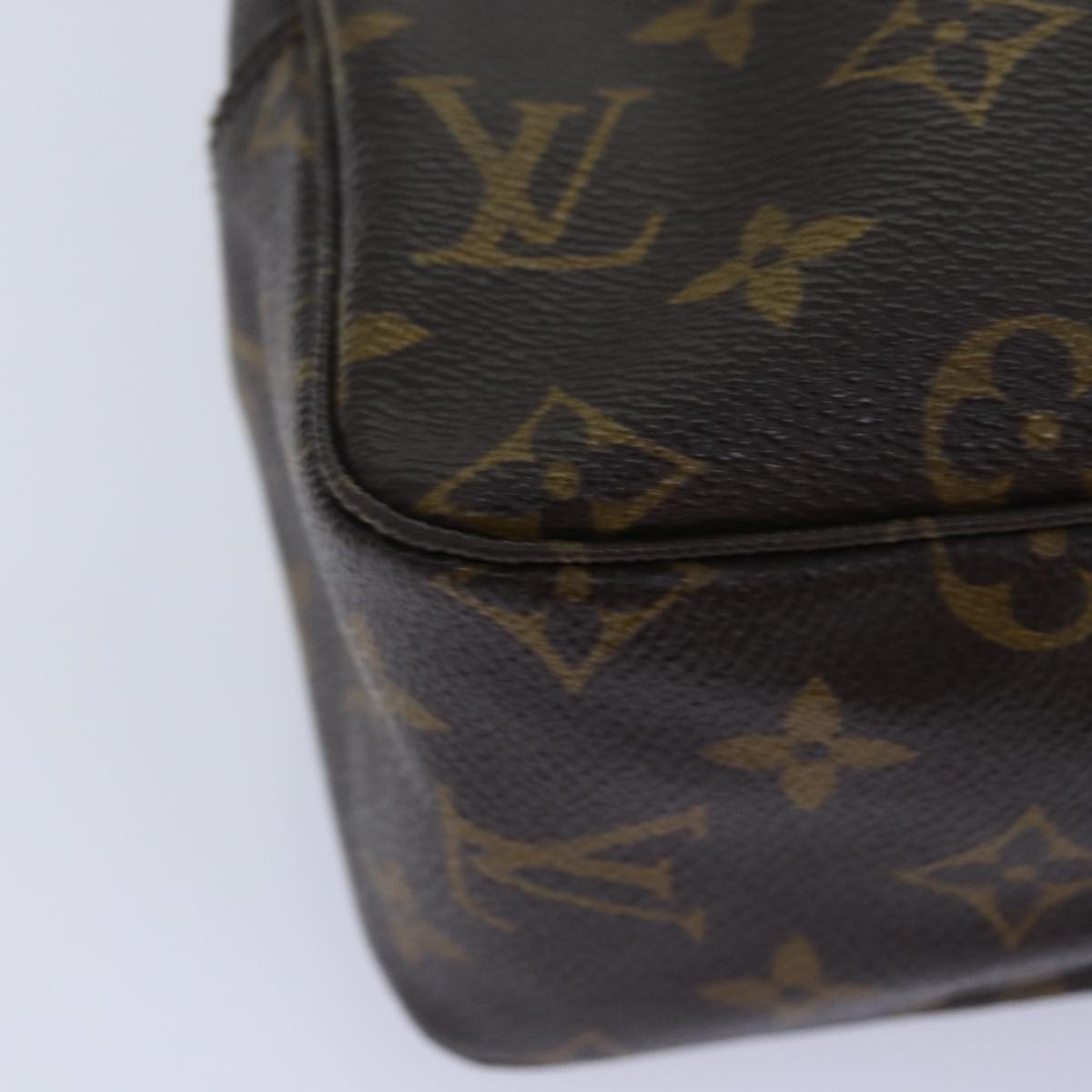 LOUIS VUITTON Monogram Trousse Toilette 28 Clutch Bag M47522 LV Auth am6653