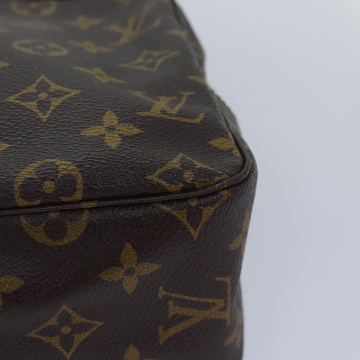 LOUIS VUITTON Monogram Trousse Toilette 28 Clutch Bag M47522 LV Auth am6653