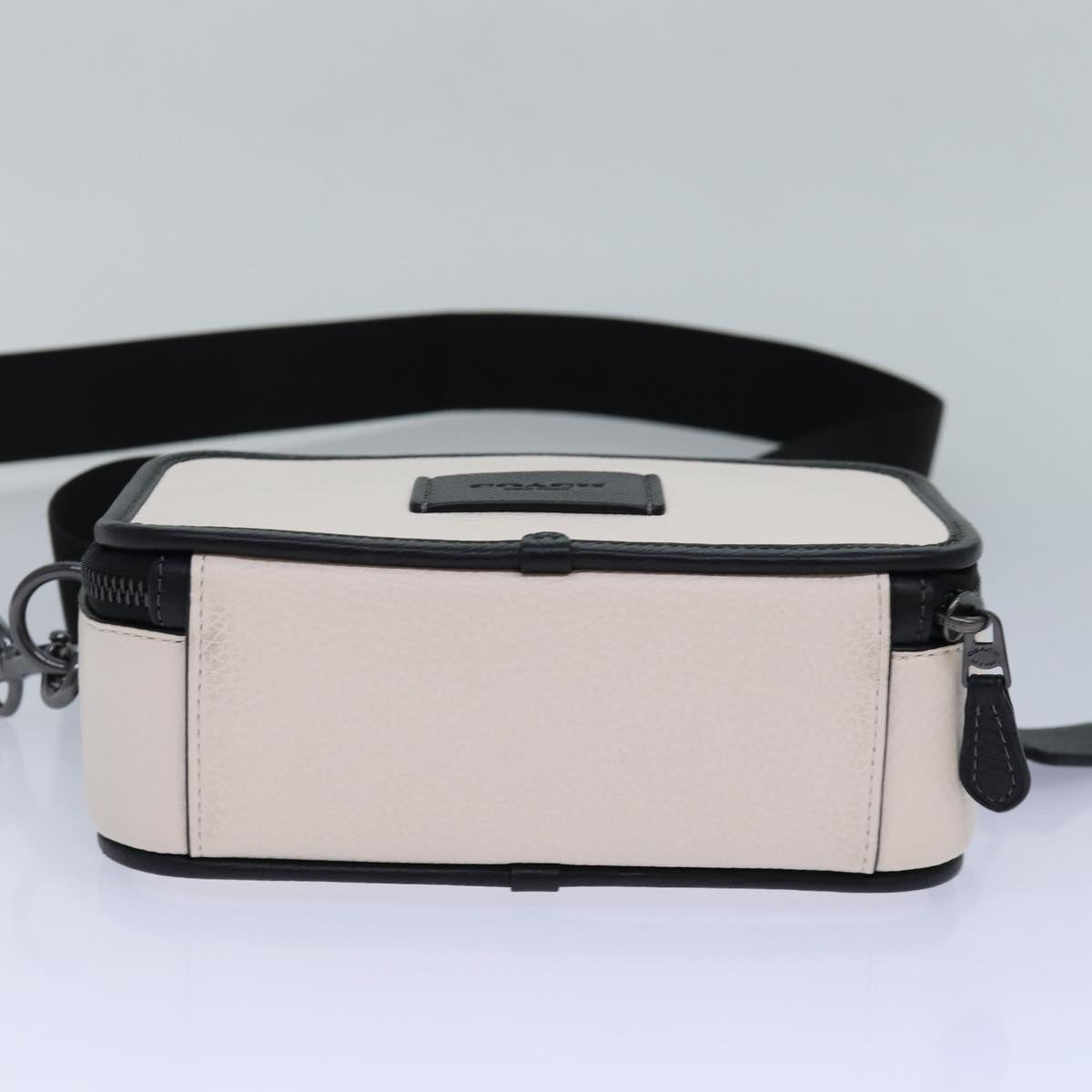 Coach Shoulder Bag Leather White Black Auth am6739