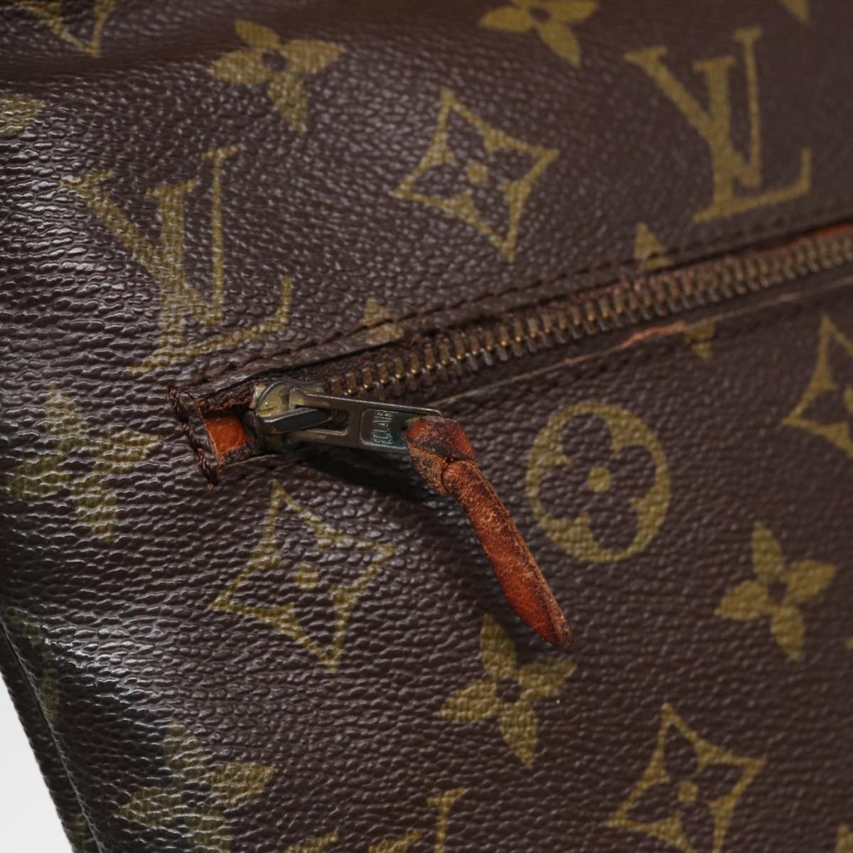 LOUIS VUITTON Monogram Pochette Priant Clutch Bag M51805 LV Auth am6777