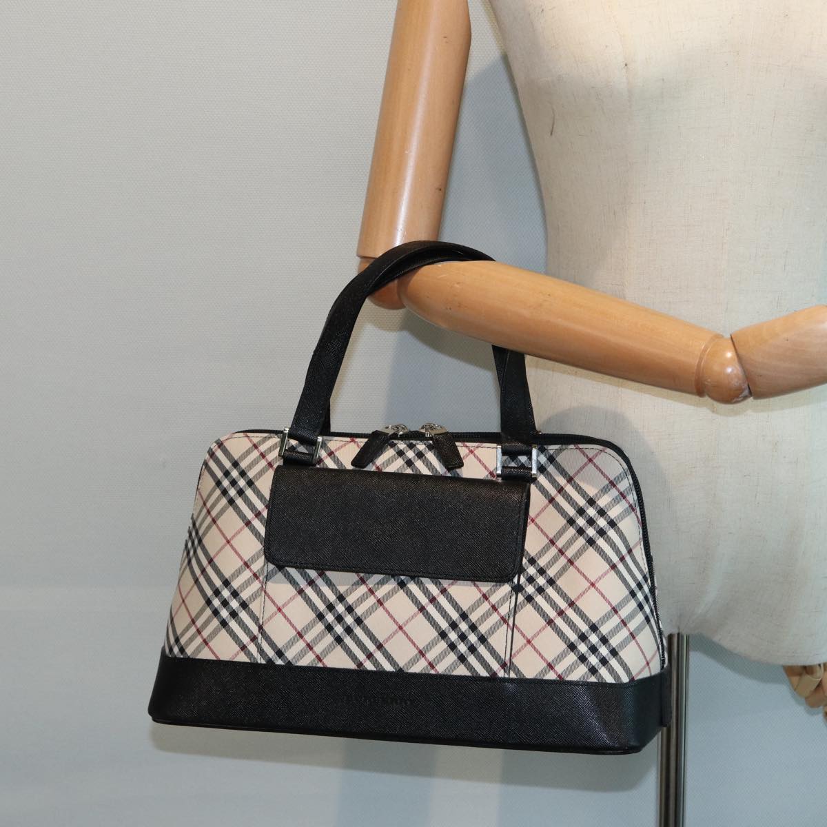 BURBERRY Nova Check Hand Bag Canvas Leather Beige Black Silver Auth am6793