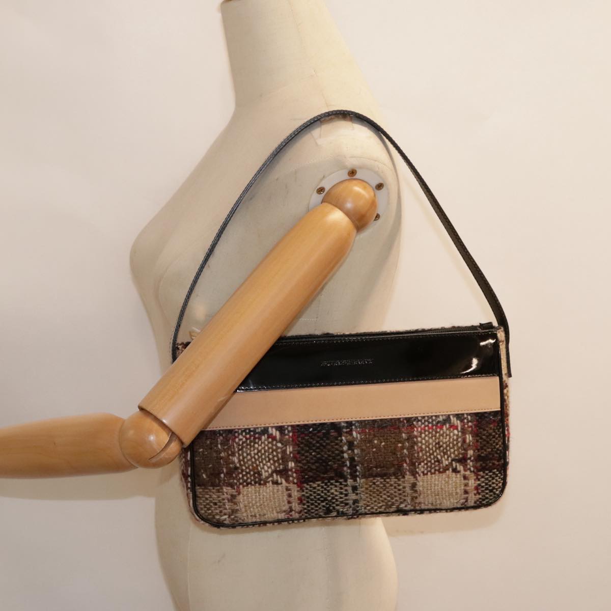 BURBERRY Nova Check Shoulder Bag Wool Beige Auth am6879