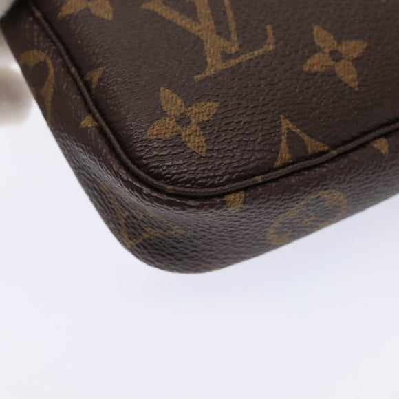 LOUIS VUITTON Monogram V line Mini Pochette Accessoires Pouch Pink Auth am6931SAV