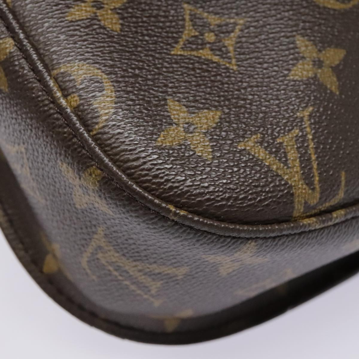 LOUIS VUITTON Monogram Saint Cloud GM Shoulder Bag M51242 LV Auth am6956