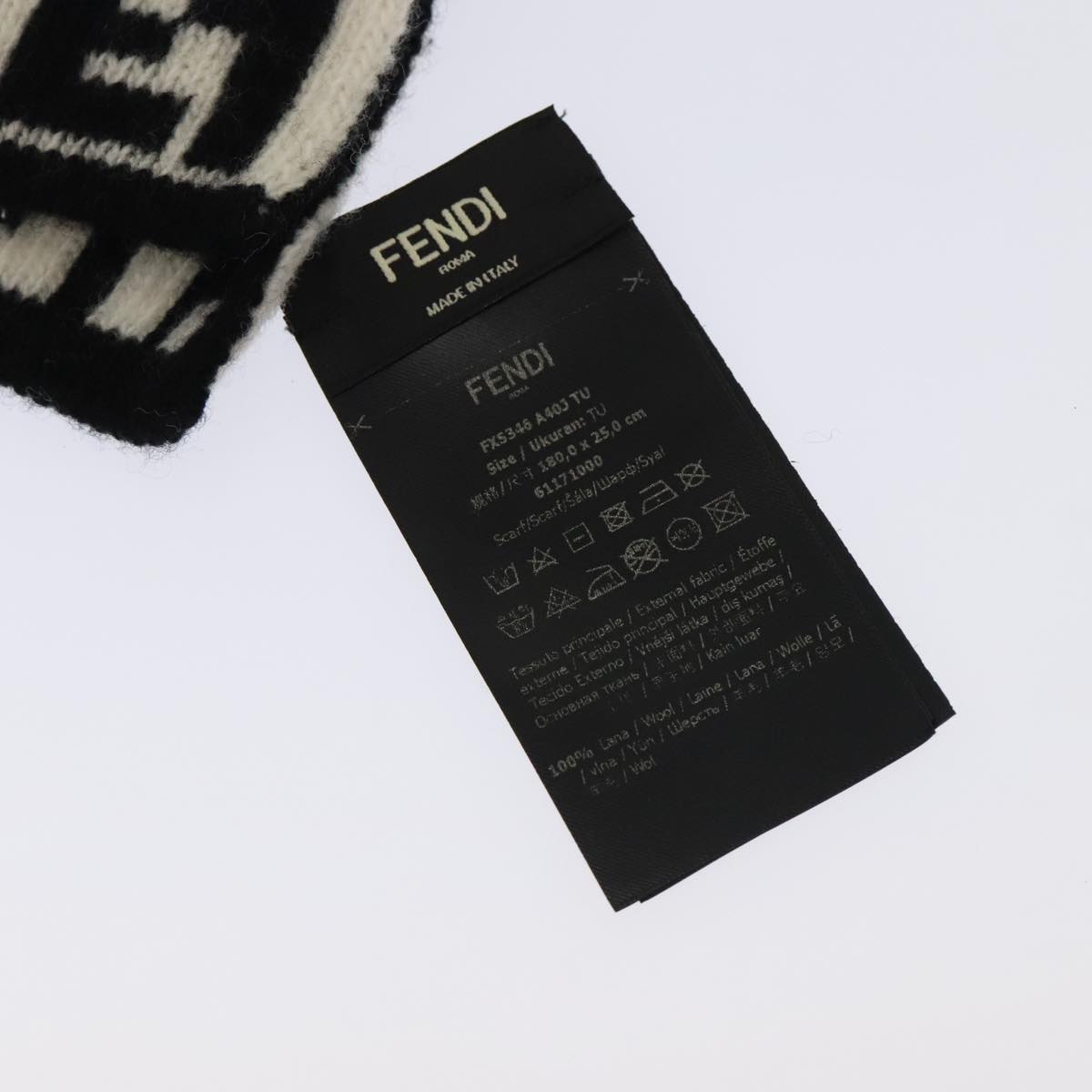 FENDI Zucca Canvas Scarf Wool Black Auth am6975