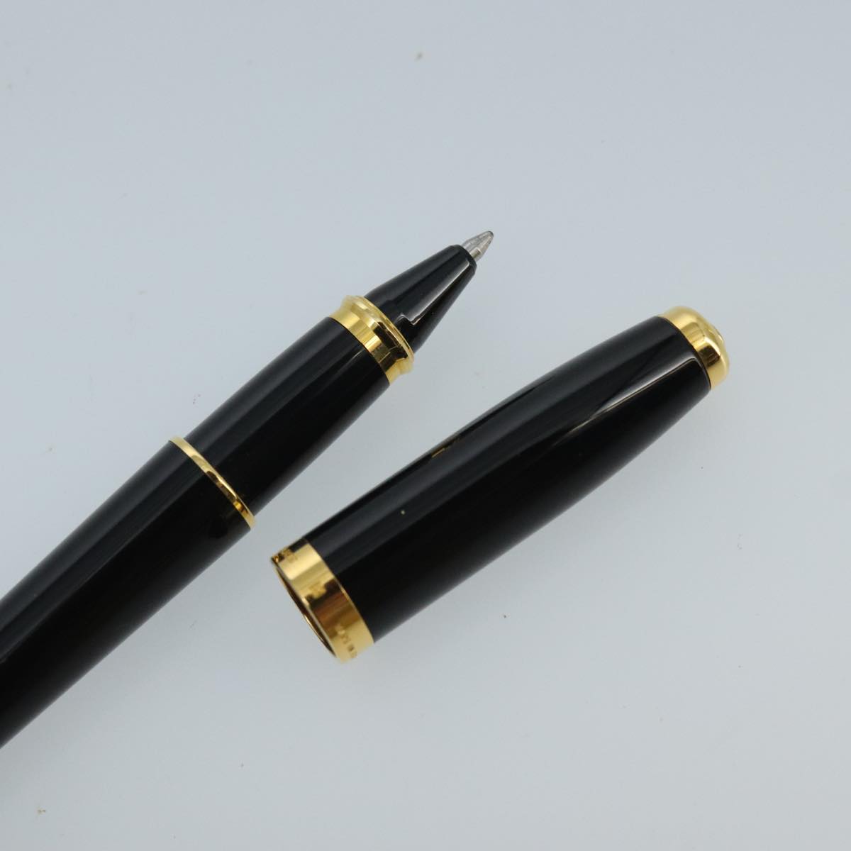 S.T. Dupont Ball Point Pen plastic Black Gold Auth am7005