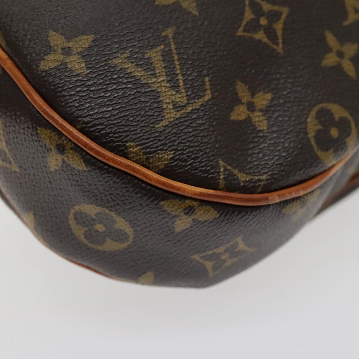 LOUIS VUITTON Monogram Odeon MM Shoulder Bag M56389 LV Auth am7059