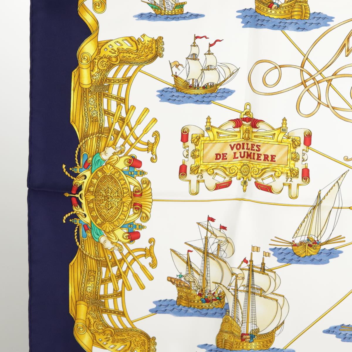 HERMES Carre 90 Scarf ""VOILES DE LUMIRE"" Silk Navy White Auth am7163