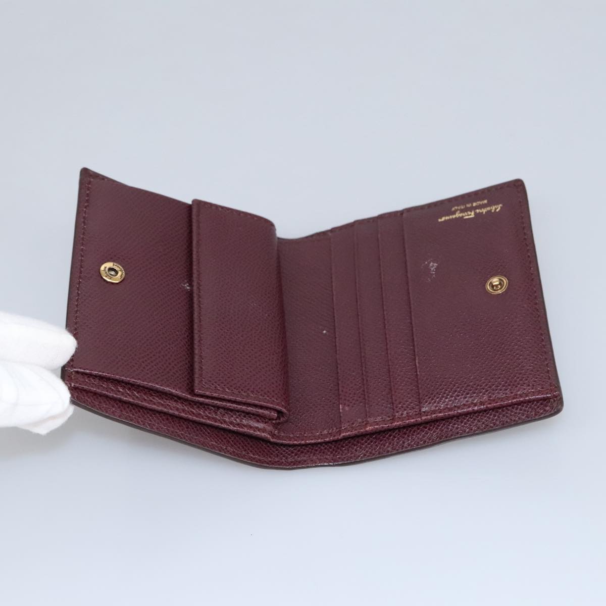 Salvatore Ferragamo Gancini Wallet Leather Bordeaux Gold Auth am7182