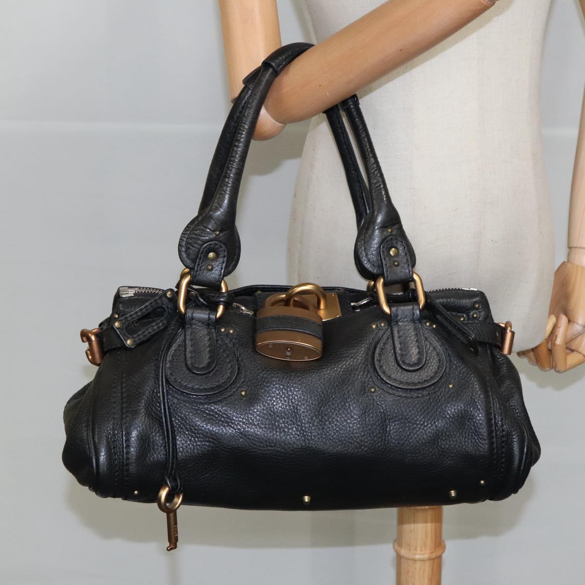 Chloe Paddington Hand Bag Leather Black Gold Silver Auth am7211