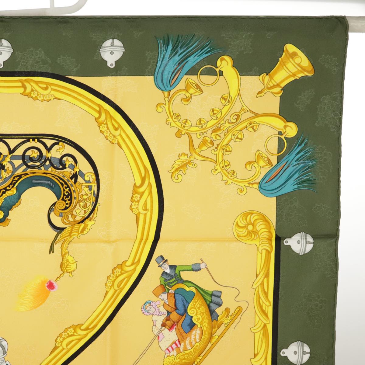 HERMES Carre 90 Scarf ""Plumes et Grelots"" Silk Green Yellow Auth am7285