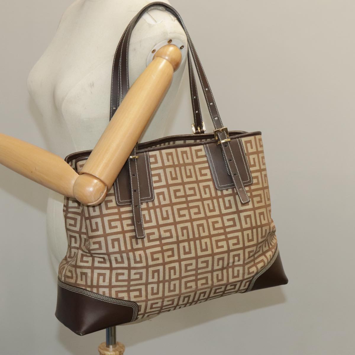 GIVENCHY Tote Bag Canvas Brown Gold Auth am7305