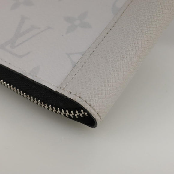 LOUIS VUITTON Taigalama Zippy Wallet Vertical Wallet White M30446 LV Auth am7452