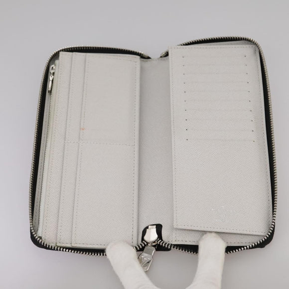 LOUIS VUITTON Taigalama Zippy Wallet Vertical Wallet White M30446 LV Auth am7452