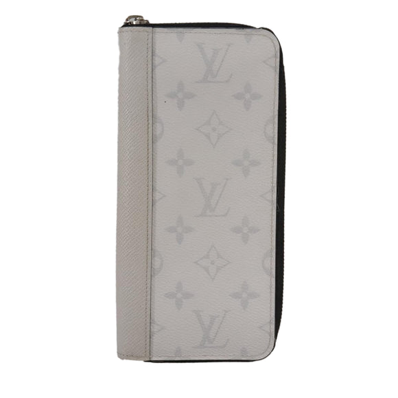 LOUIS VUITTON Taigalama Zippy Wallet Vertical Wallet White M30446 LV Auth am7452