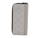 LOUIS VUITTON Taigalama Zippy Wallet Vertical Wallet White M30446 LV Auth am7452-2