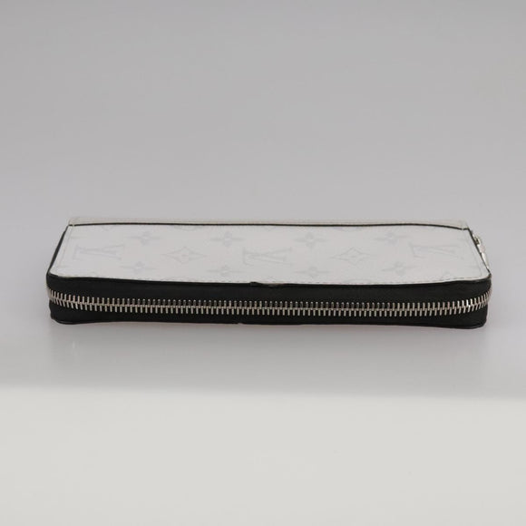 LOUIS VUITTON Taigalama Zippy Wallet Vertical Wallet White M30446 LV Auth am7452