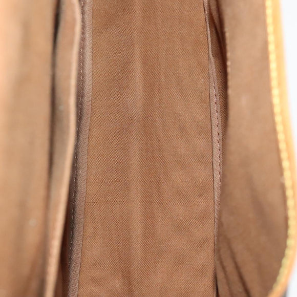 LOUIS VUITTON Monogram Saumur 43 Shoulder Bag M42252 LV Auth am8948