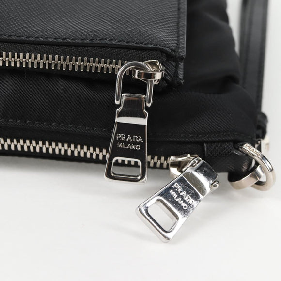 PRADA Clutch Bag Saffiano Nylon Zwart Zilver Auth am9108V