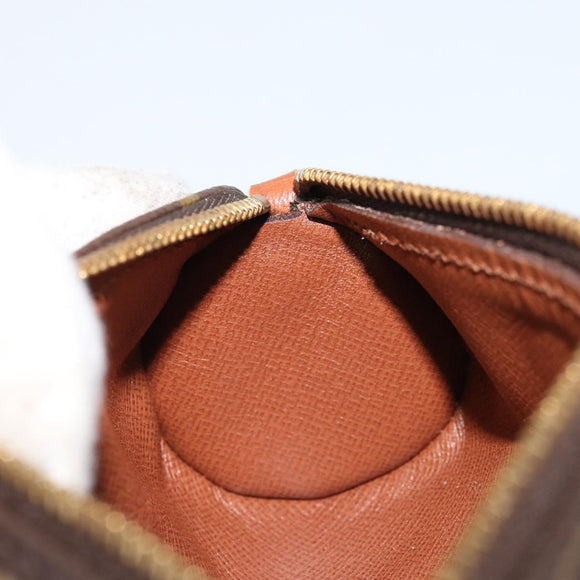 LOUIS VUITTON Monogram Papillon Pouch LV Auth am9270